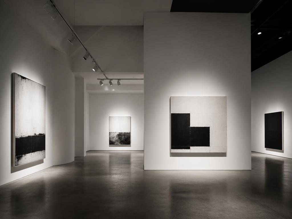 Galleries & Art
